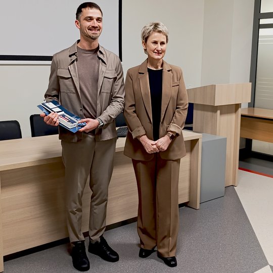 2025 m. spalio 23 d. VTMT teismo medicinos eksperto Daliaus Banionio apdovanojimo ceremonijos akimirka.