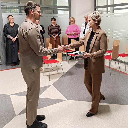 2025 m. spalio 23 d. VTMT teismo medicinos eksperto Daliaus Banionio apdovanojimo ceremonijos akimirka.