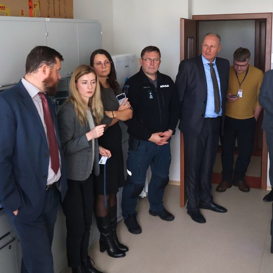 2025 m. lapkričio 18 d. susitikimo su teisėsaugos institucijų atstovais  Valstybinėje teismo medicinos tarnyboje akimirka.
