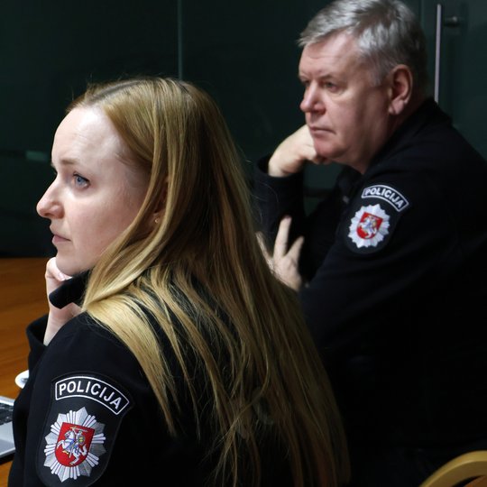 2025 m. lapkričio 18 d. susitikimo su teisėsaugos institucijų atstovais  Valstybinėje teismo medicinos tarnyboje akimirka.