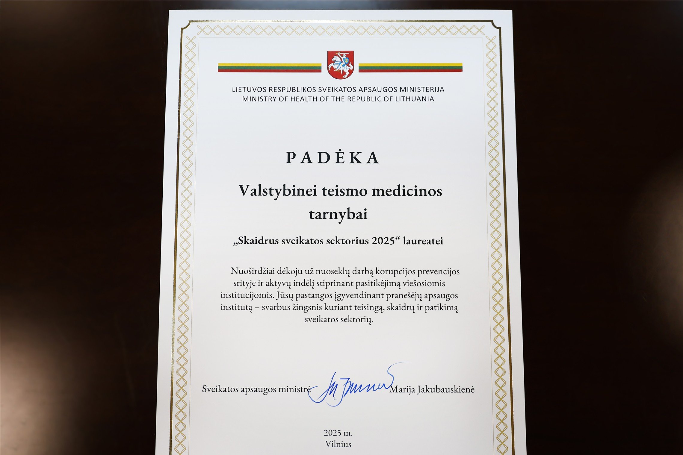 2025 m. gruodžio 5 d. apdovanojimų akimirka.