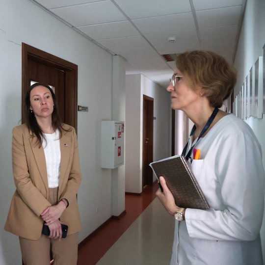 JAV ambasados vicekonsulės su komanda 2026 m. spalio 27 d. vizito VTMT akimirka.