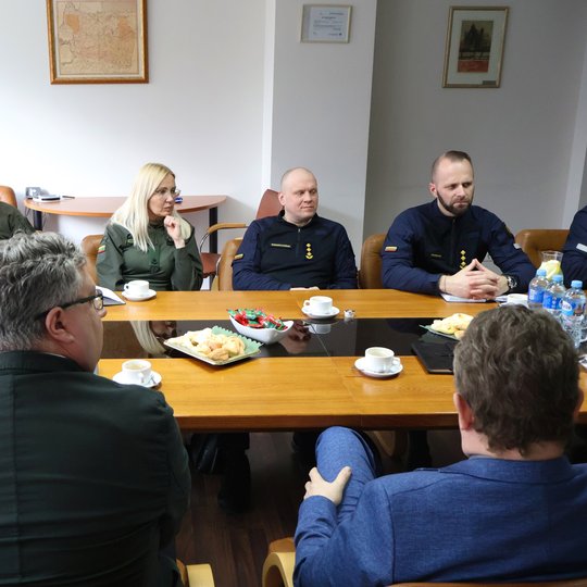2026 m. balandžio 14 d. susitikimo Valstybinėje teismo medicinos tarnyboje akimirka.