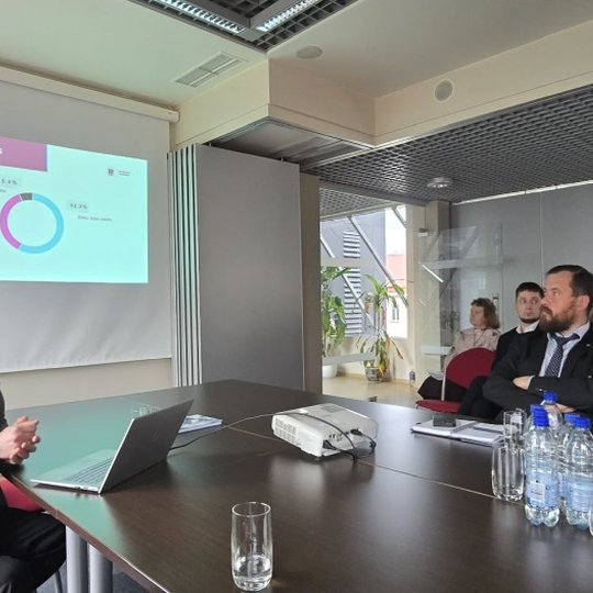 2026 m. kovo 26 d. vizito Vilniaus apylinkės prokuratūroje akimirka.